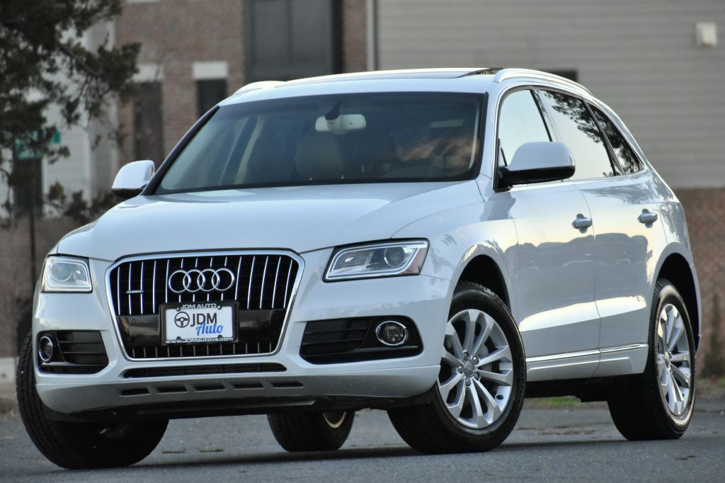 2015 Audi Q5 Image 1