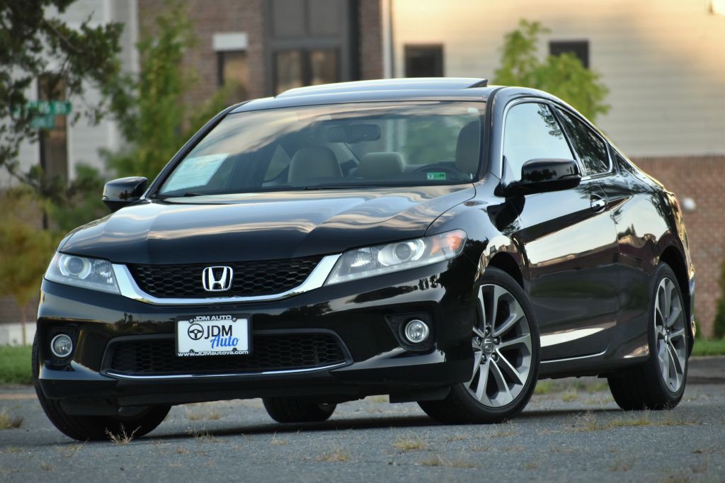 2015 Honda Accord Image 1