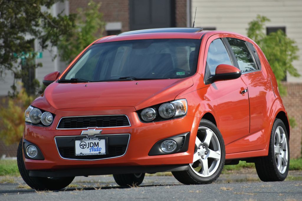 2012 Chevrolet Sonic Image 1