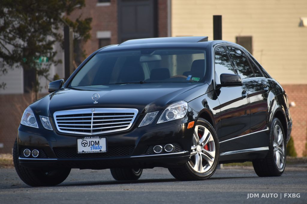 2010 Mercedes-Benz E-Class Image 1