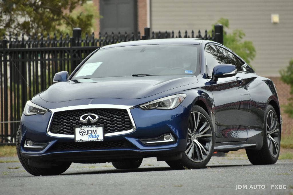 2018 INFINITI Q60 Image 1
