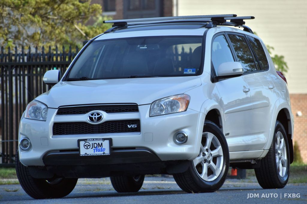 2012 Toyota Rav4 Image 1