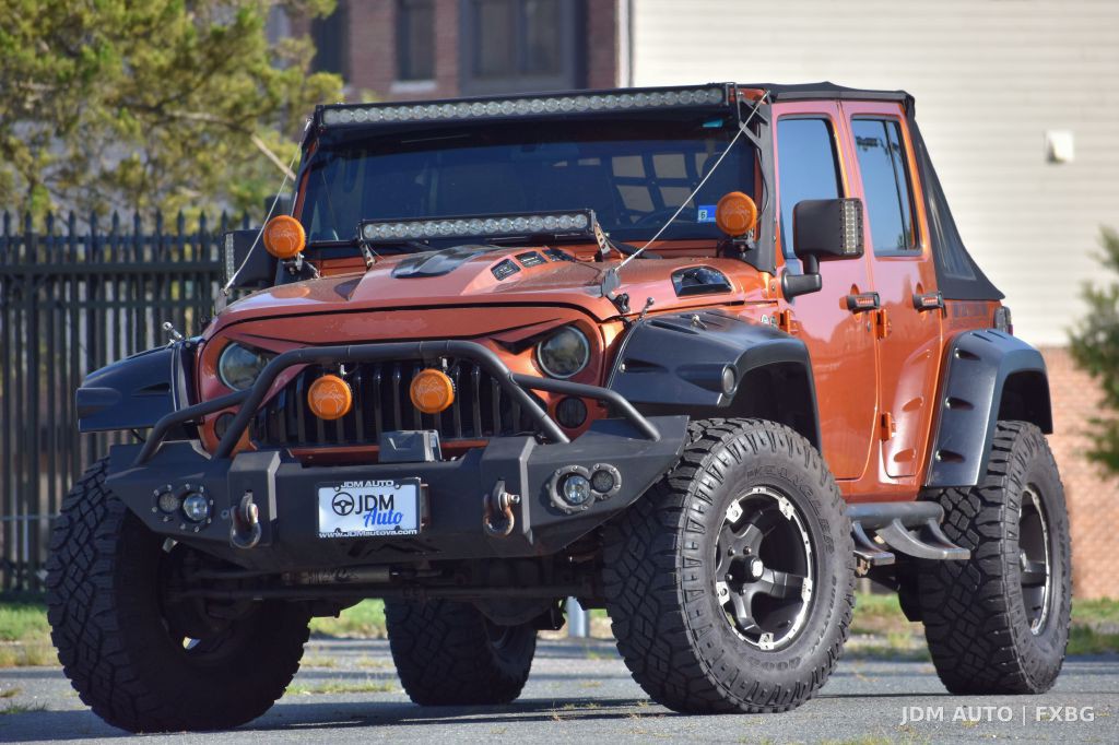 2011 Jeep Wrangler Unlimited Image 1