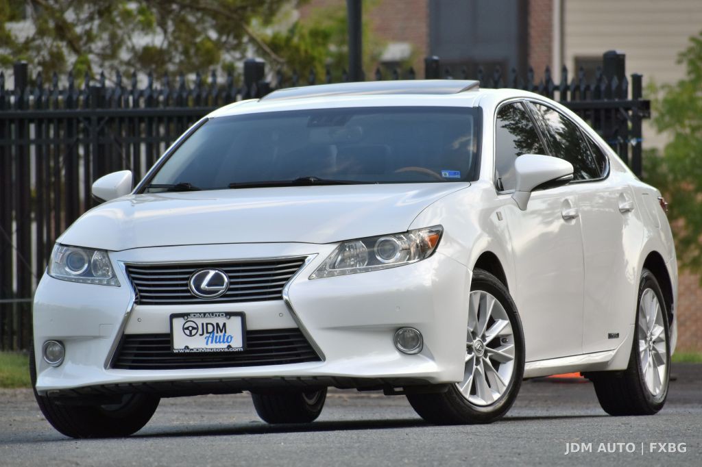 2014 Lexus ES Image 1