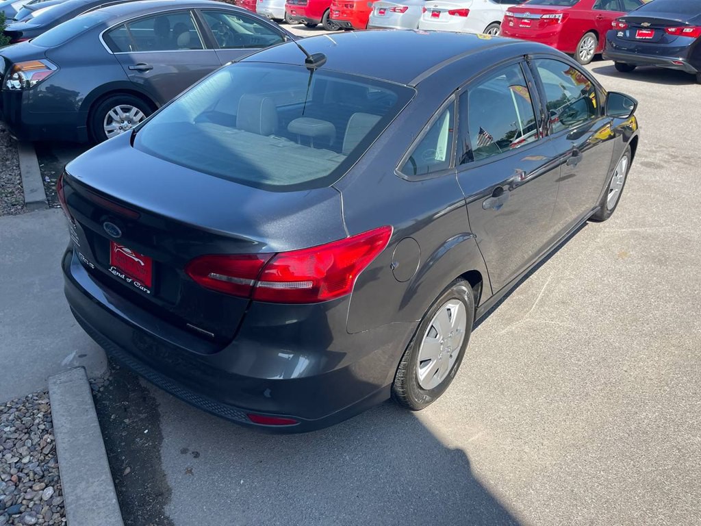 2016 Ford Focus Image 5