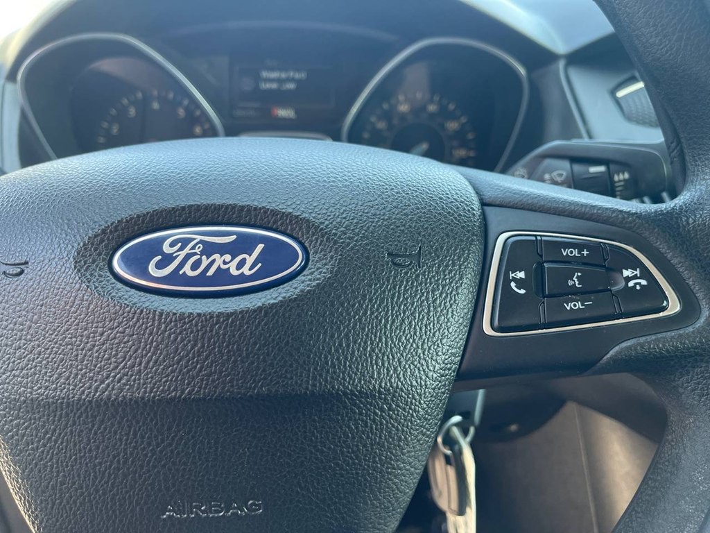 2016 Ford Focus Image 26