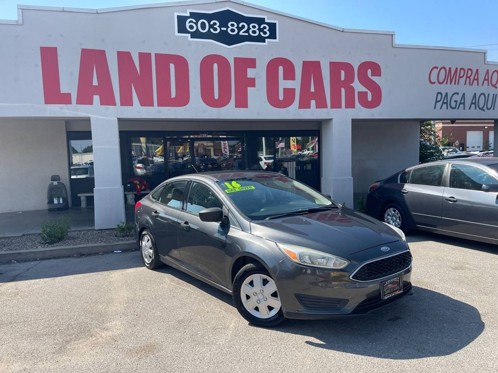 2016 Ford Focus Image 39