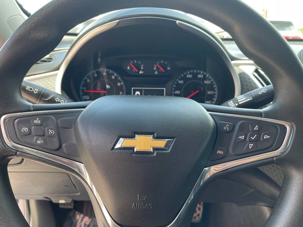 2017 Chevrolet Malibu Image 26