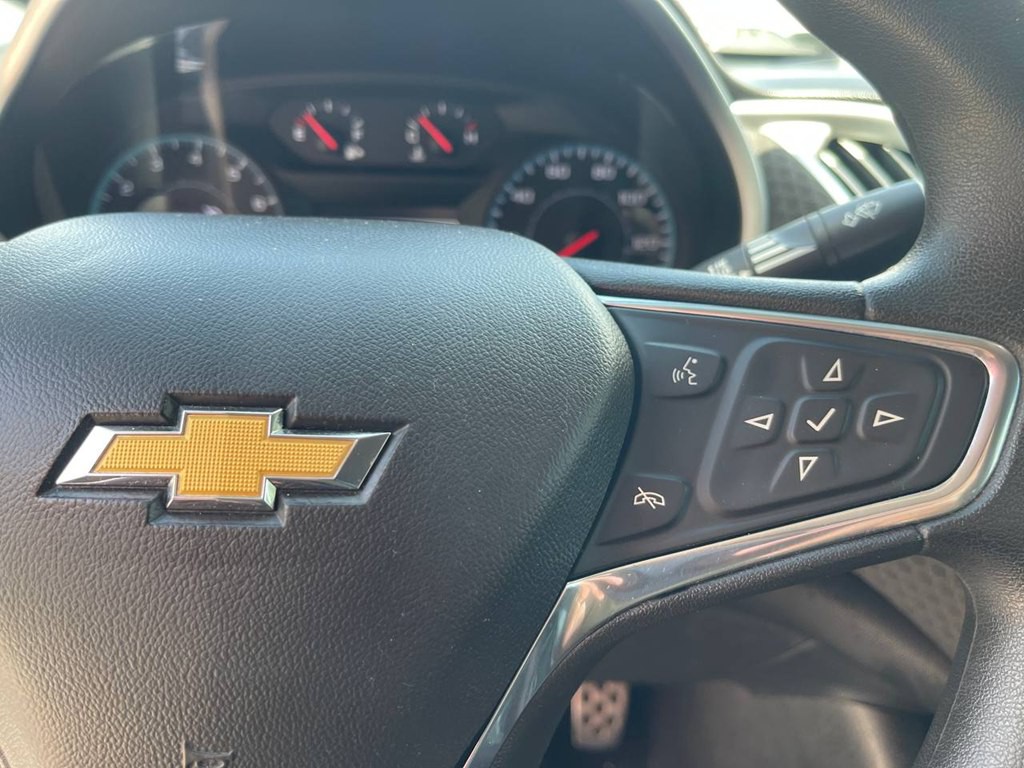 2017 Chevrolet Malibu Image 28
