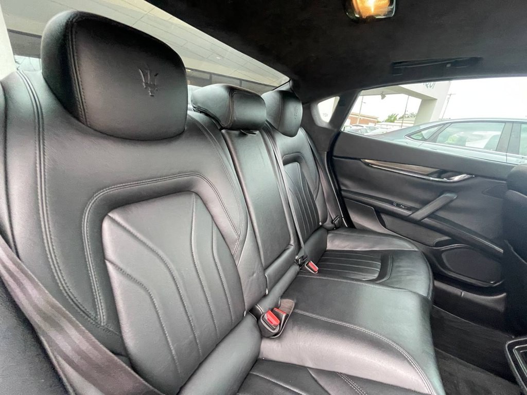 2014 Maserati Quattroporte Image 17