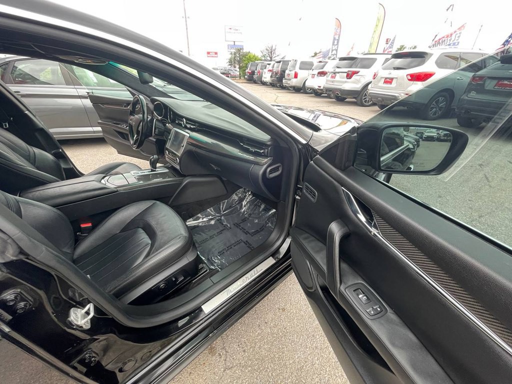 2014 Maserati Quattroporte Image 22