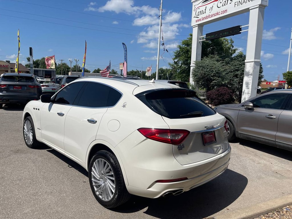 2018 Maserati Levante Image 4
