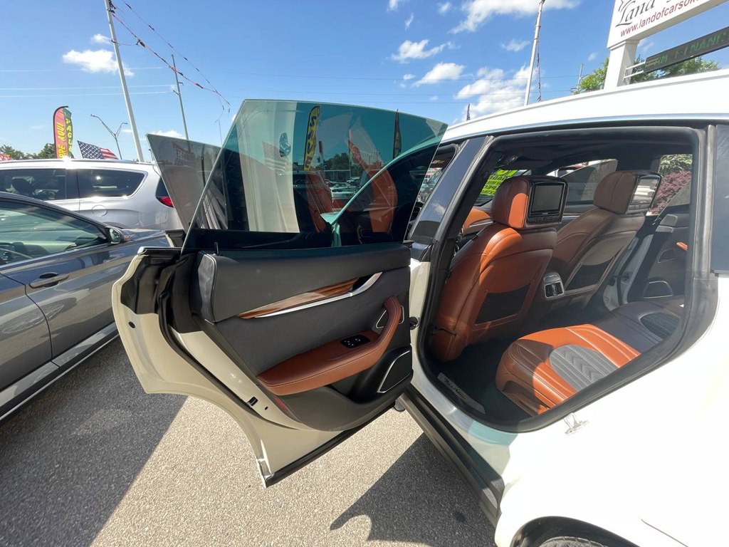 2018 Maserati Levante Image 10