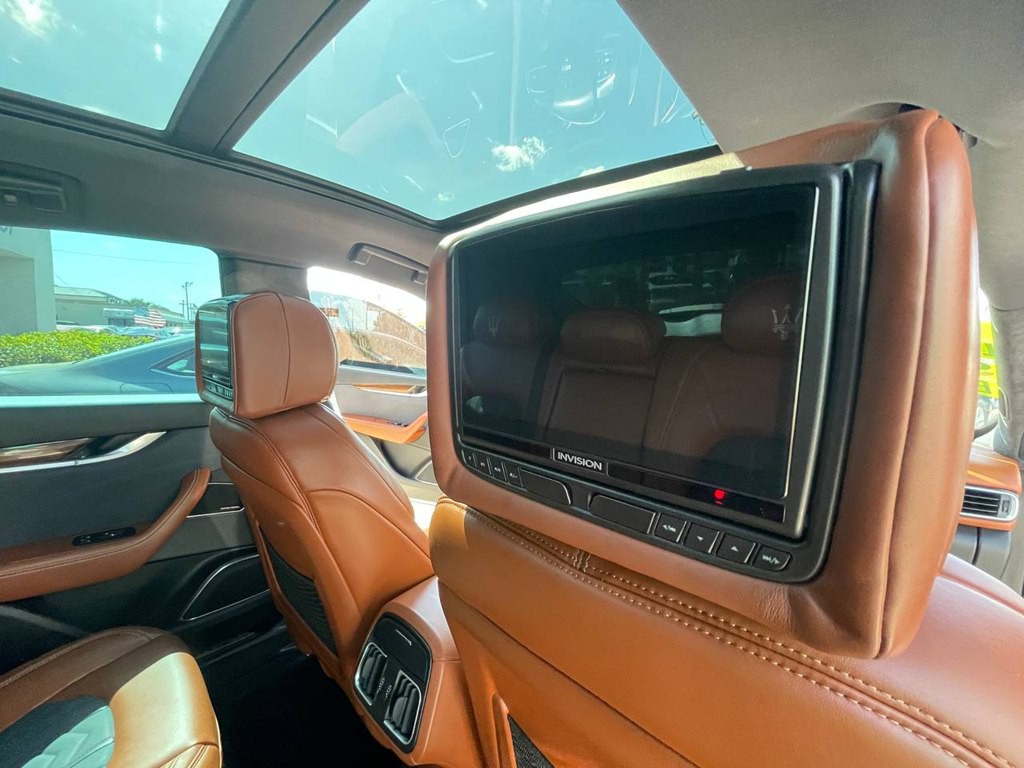 2018 Maserati Levante Image 19