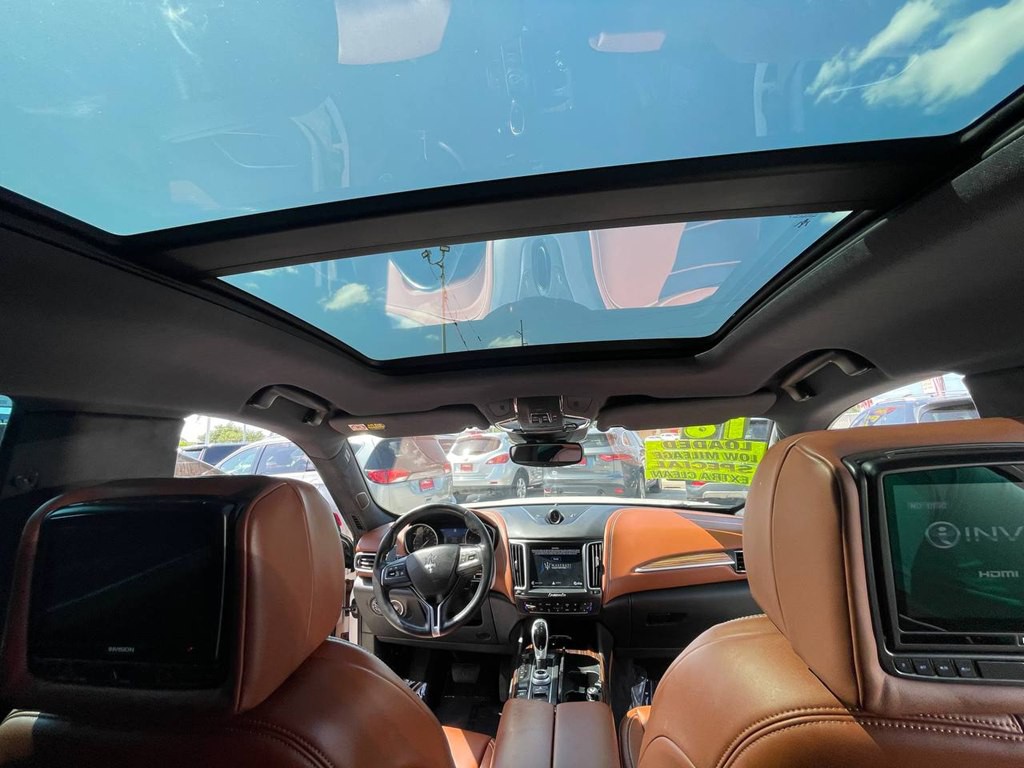 2018 Maserati Levante Image 24