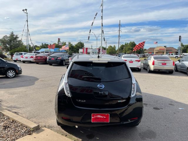 2014 Nissan Leaf Image 4
