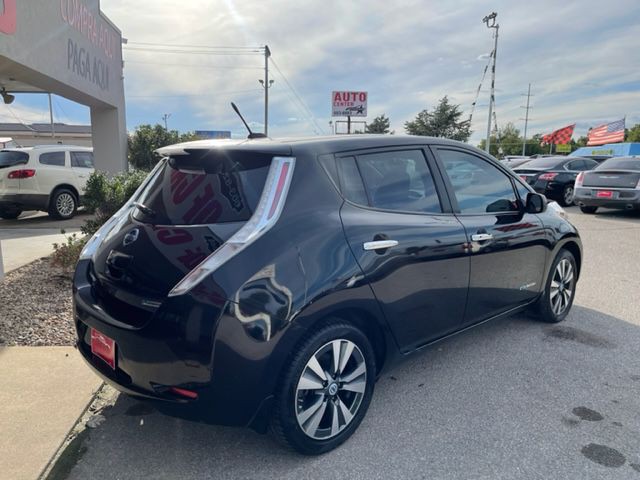 2014 Nissan Leaf Image 5