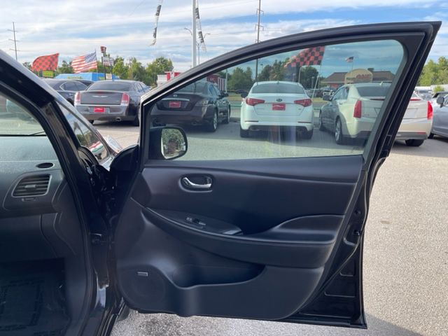 2014 Nissan Leaf Image 8