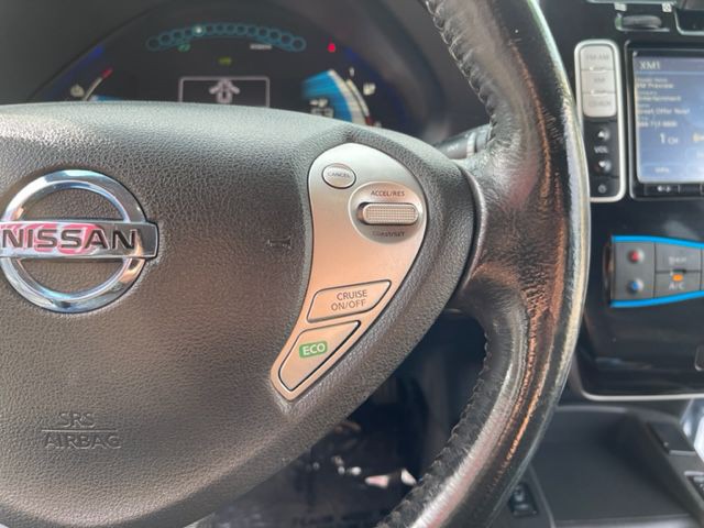 2014 Nissan Leaf Image 18
