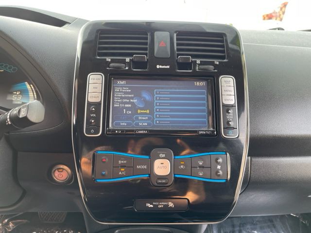 2014 Nissan Leaf Image 22