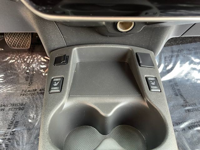 2014 Nissan Leaf Image 23