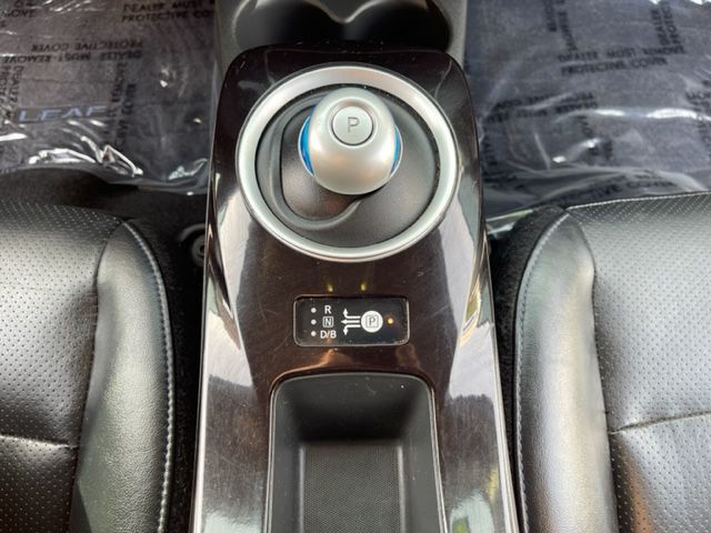 2014 Nissan Leaf Image 26