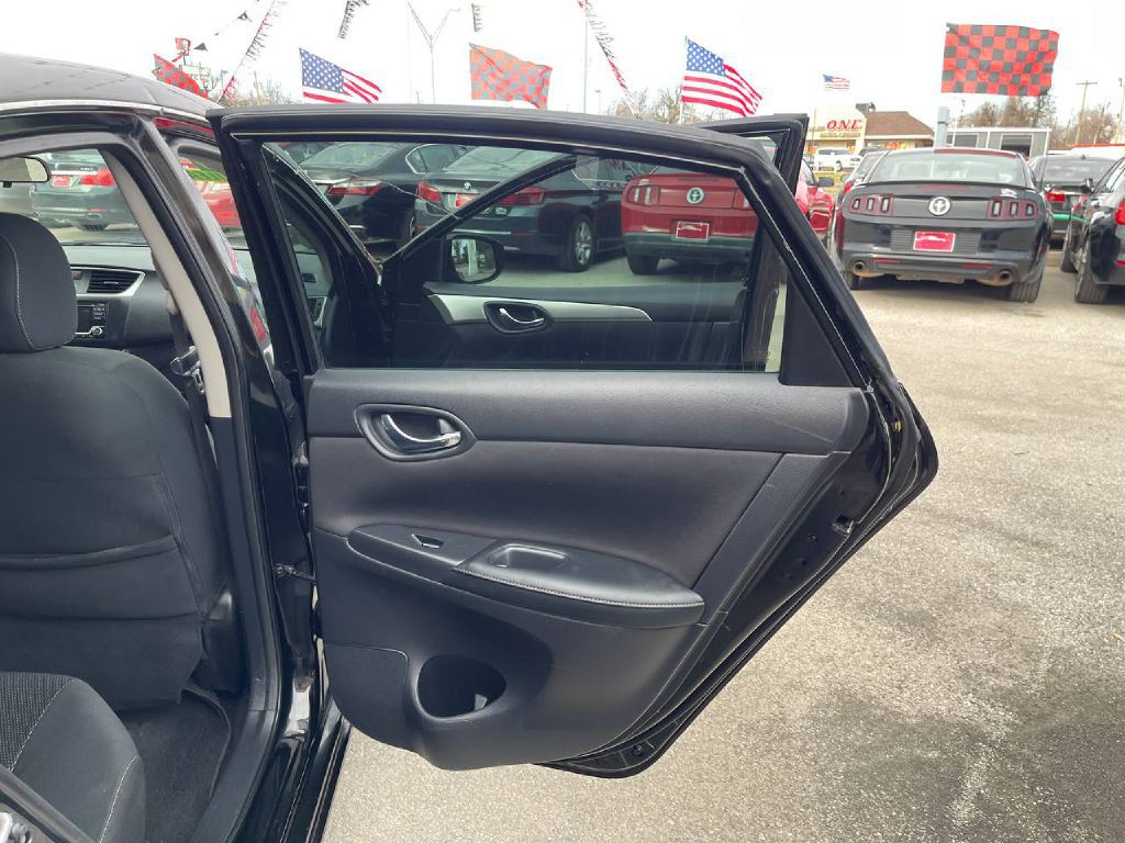 2018 Nissan Sentra Image 7