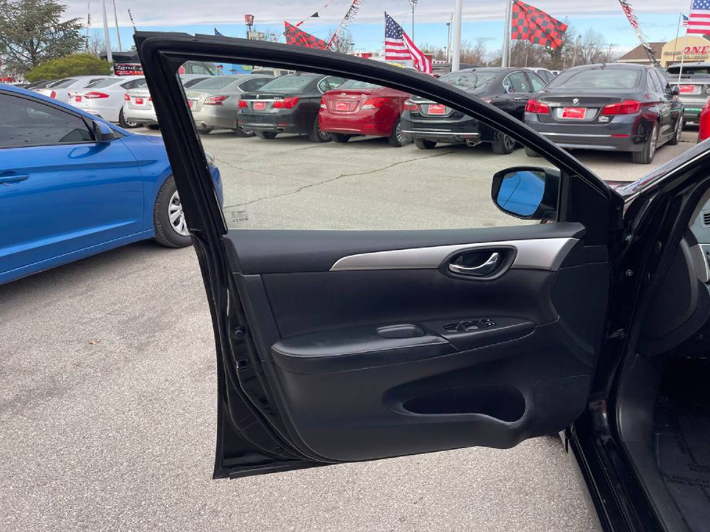 2018 Nissan Sentra Image 8
