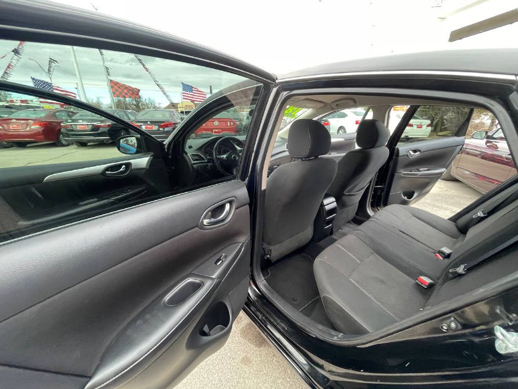 2018 Nissan Sentra Image 10