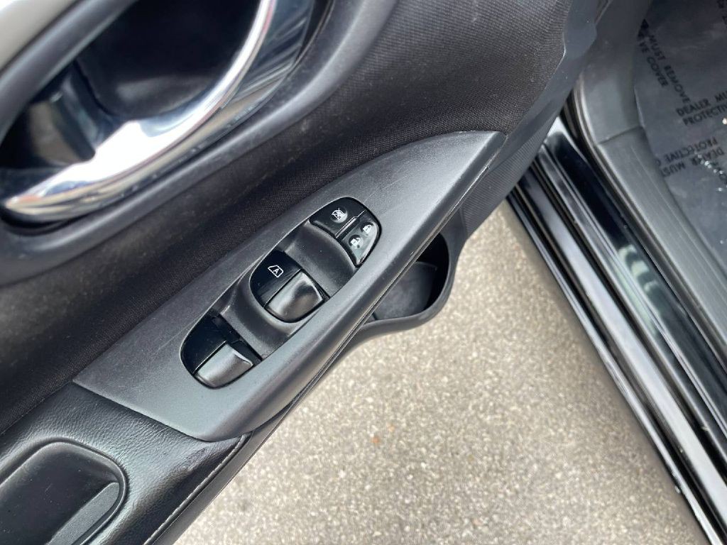 2018 Nissan Sentra Image 23