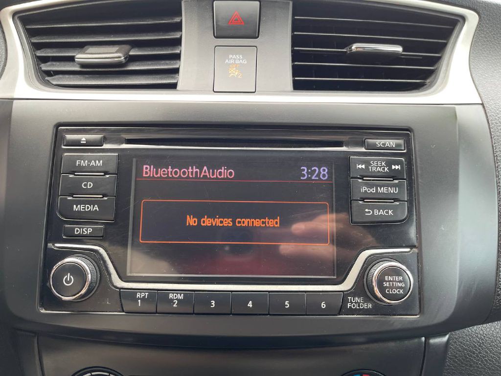 2018 Nissan Sentra Image 30