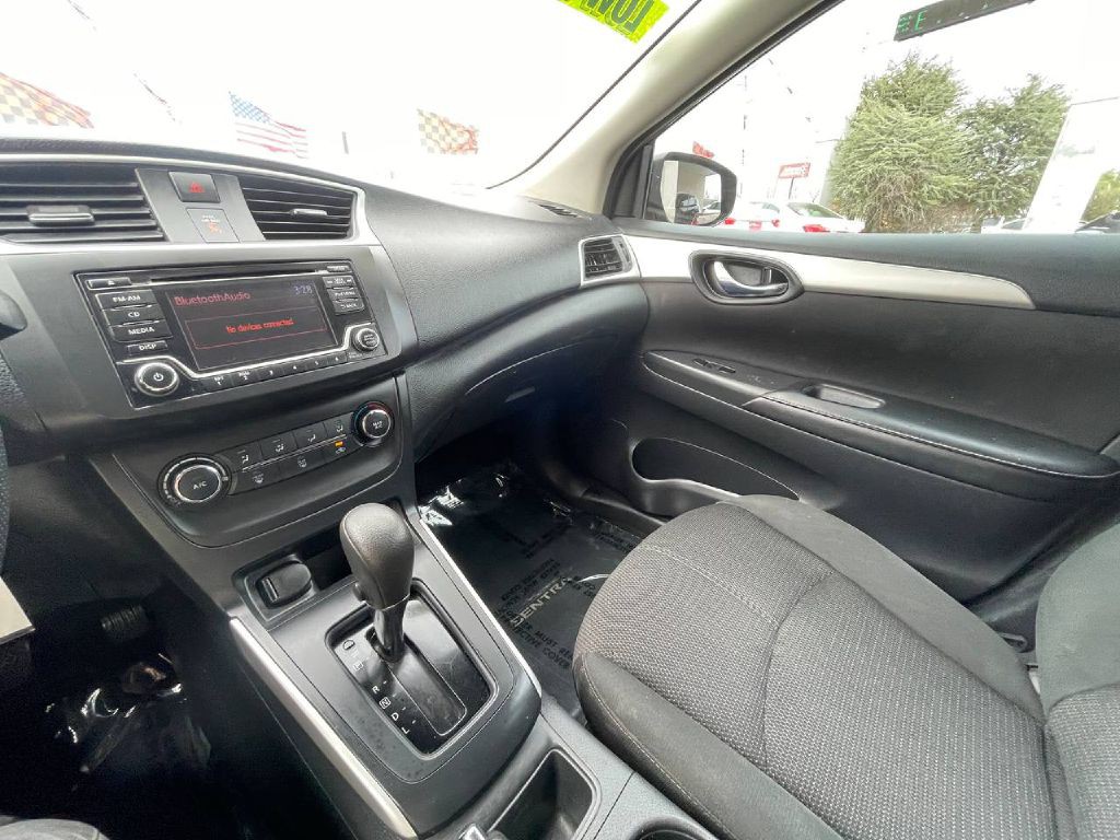 2018 Nissan Sentra Image 34