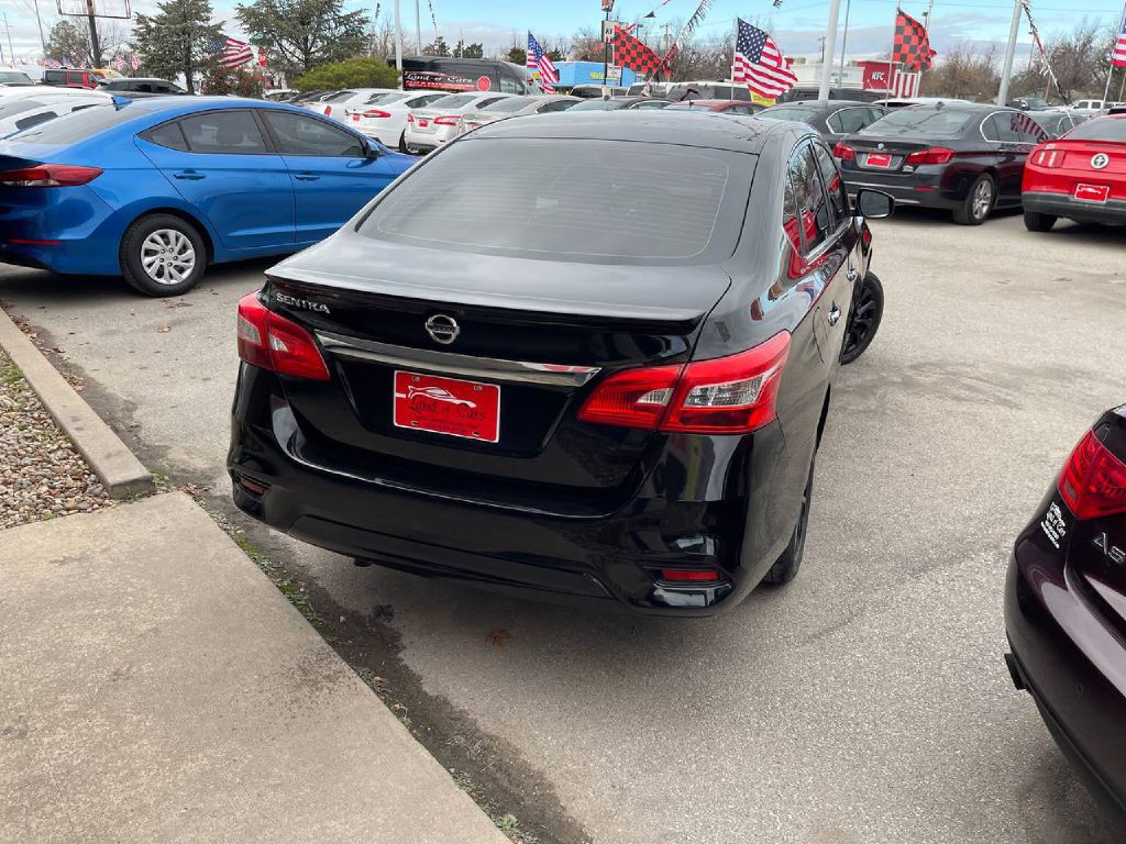 2018 Nissan Sentra Image 39
