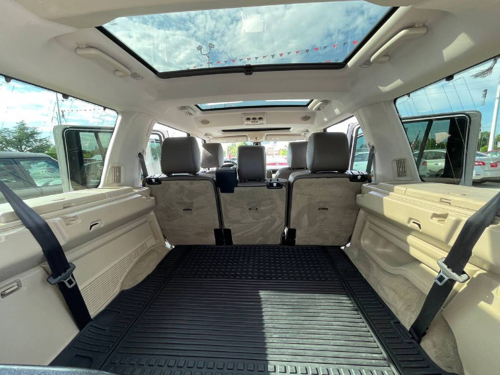 2013 Land Rover LR4 Image 15