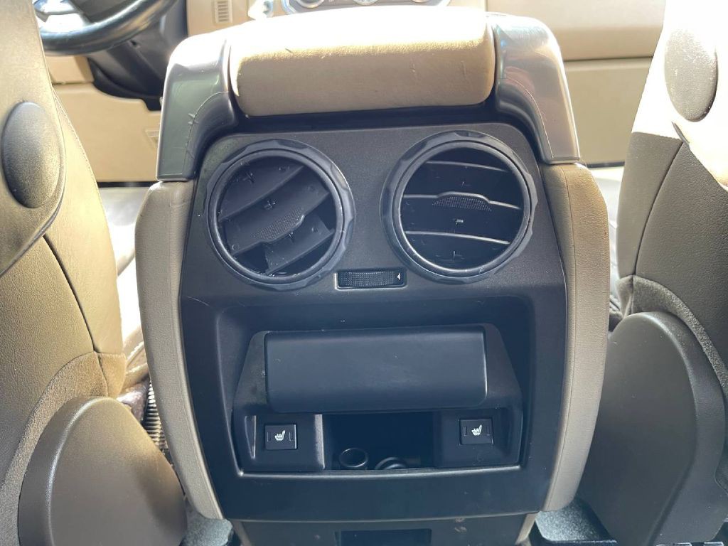 2013 Land Rover LR4 Image 27