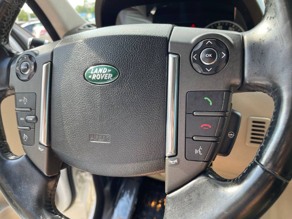 2013 Land Rover LR4 Image 49