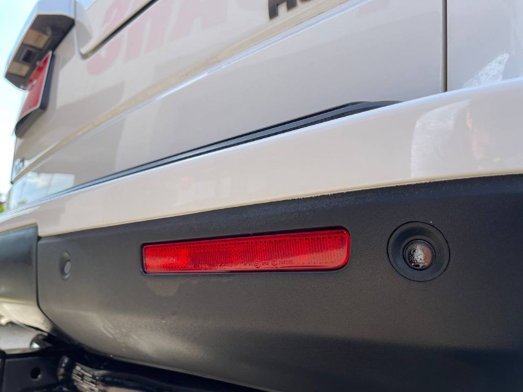 2013 Land Rover LR4 Image 68