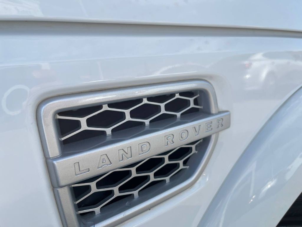 2013 Land Rover LR4 Image 71