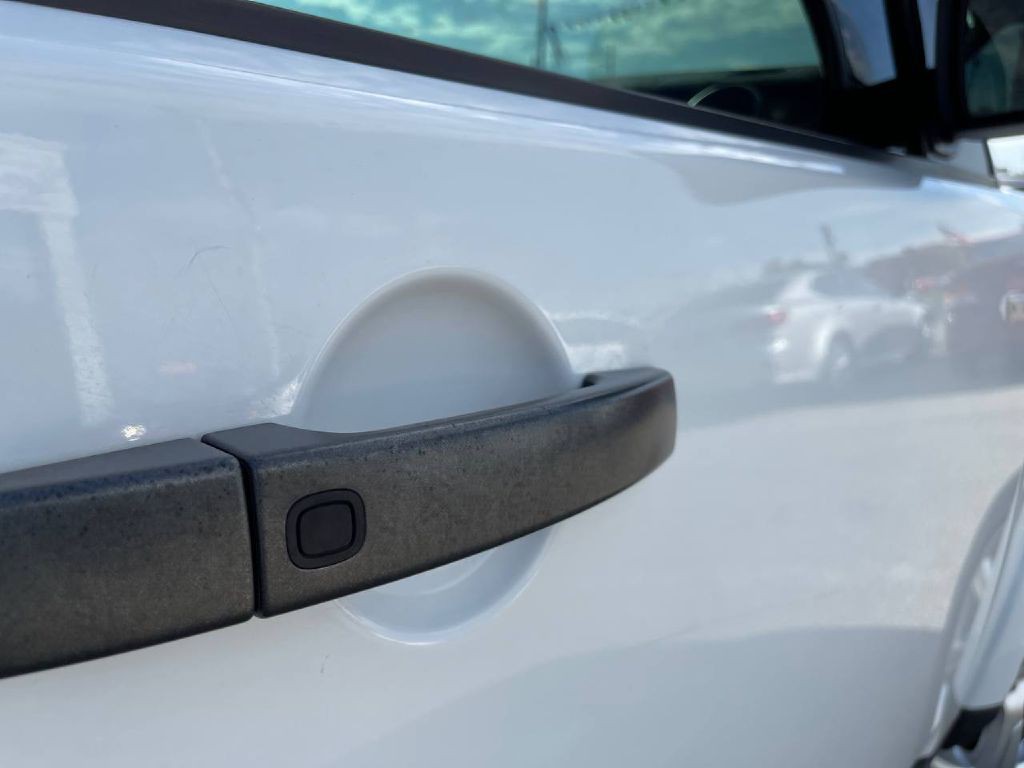 2013 Land Rover LR4 Image 72