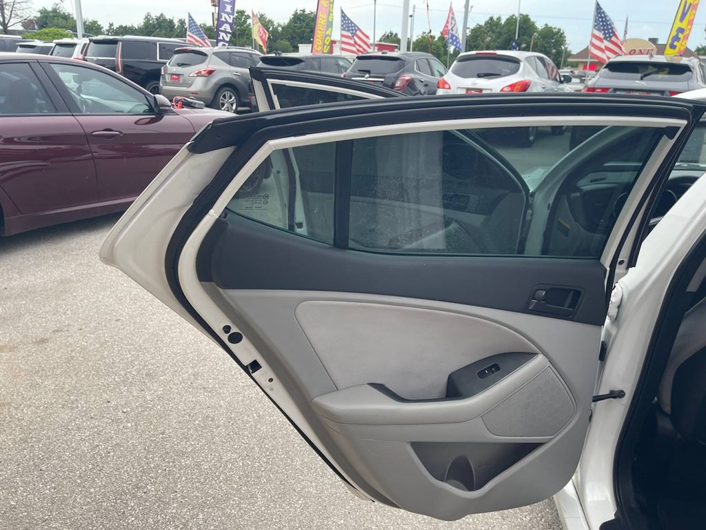 2013 Kia Optima Image 9