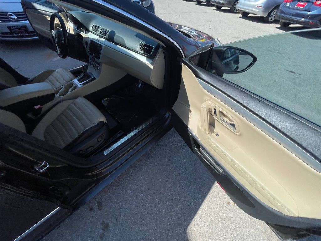 2014 Volkswagen CC Image 17