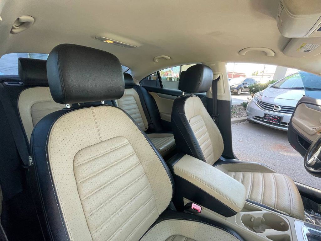 2014 Volkswagen CC Image 21