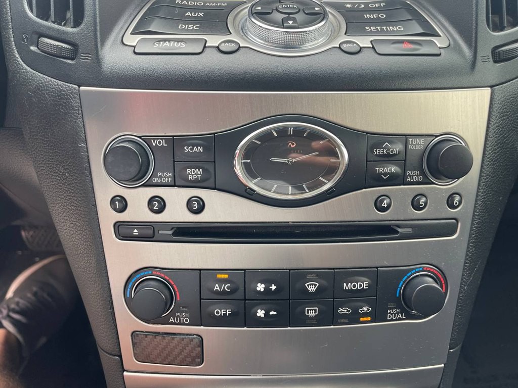 2011 INFINITI G37 Image 34