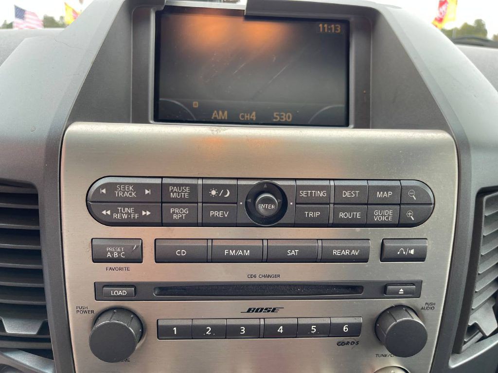 2004 INFINITI QX56 Image 39