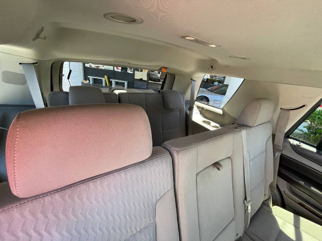 2015 Chevrolet Tahoe Image 25