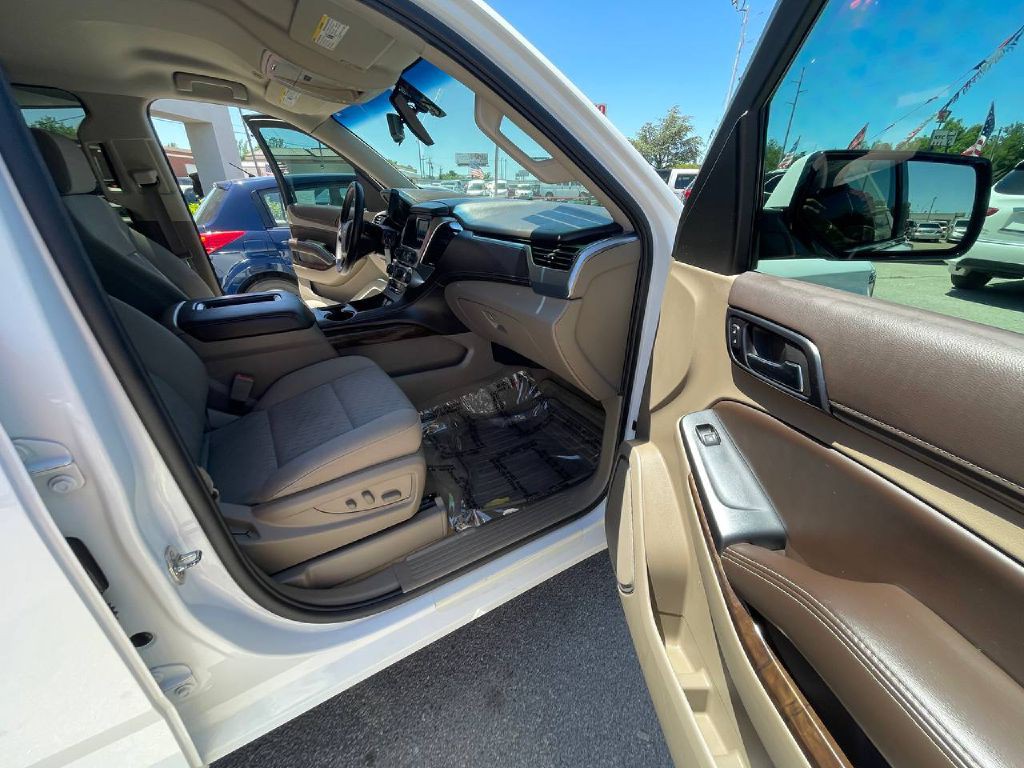 2015 Chevrolet Tahoe Image 28