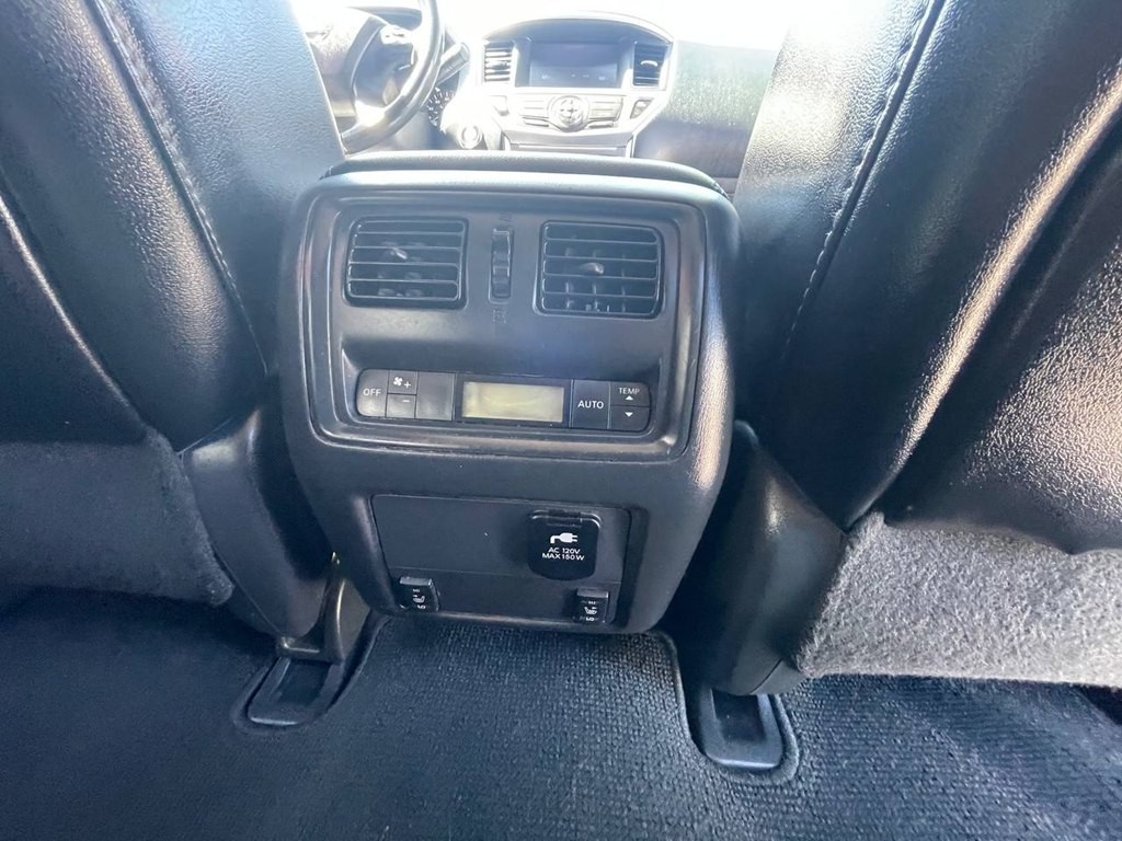 2017 Nissan Pathfinder Image 20