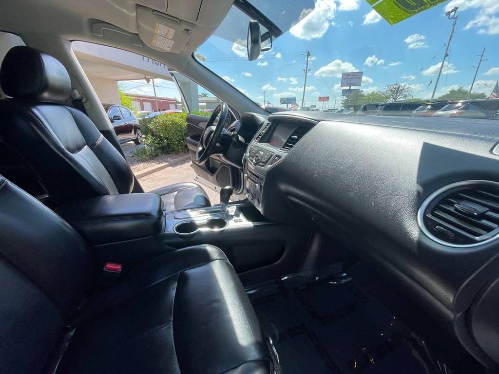 2017 Nissan Pathfinder Image 26