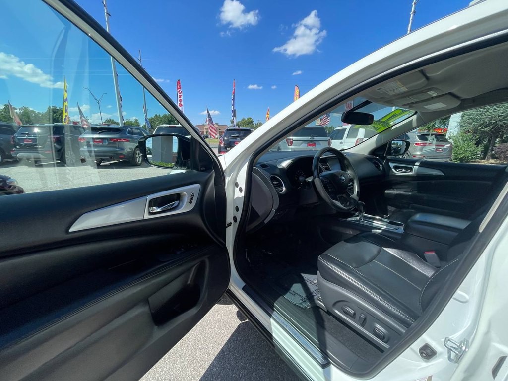 2017 Nissan Pathfinder Image 27