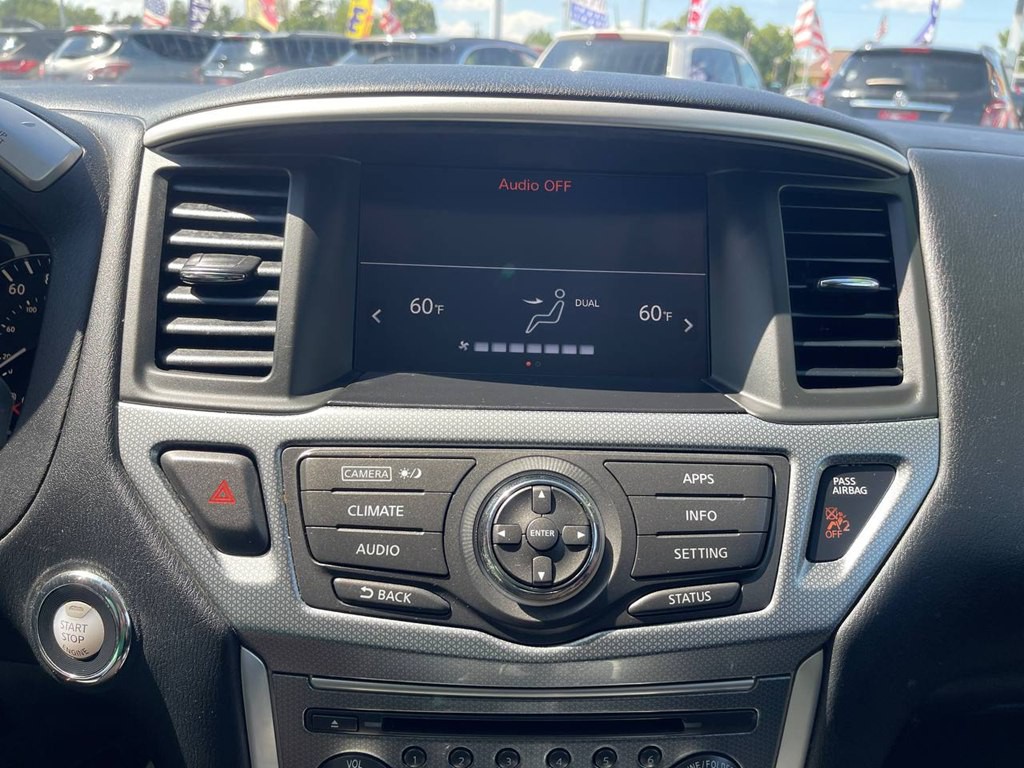 2017 Nissan Pathfinder Image 39